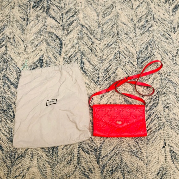 Brand New Tous crossbody bag - Picture 1 of 3